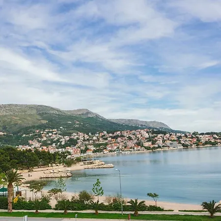 Διαμέρισμα Dilber Σπλιτ