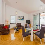 Dilber Apartamento *